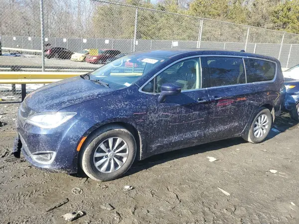 2C4RC1FG6JR113306 2018 CHRYSLER PACIFICA - Image 1