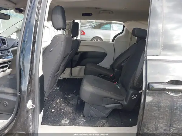 2C4RC1FG6JR133247 2018 CHRYSLER PACIFICA - Image 8