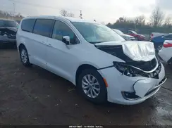 2C4RC1FG6JR165518 2018 CHRYSLER PACIFICA