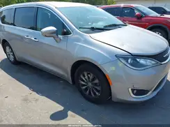 2C4RC1FG6JR194484 2018 CHRYSLER PACIFICA
