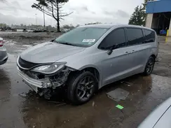 2C4RC1FG6JR227838 2018 CHRYSLER PACIFICA