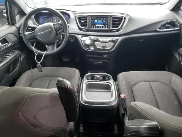 2C4RC1FG6JR227838 2018 CHRYSLER PACIFICA - Image 8