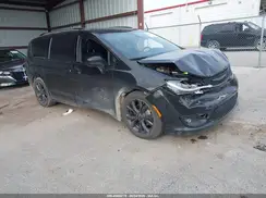 2C4RC1FG6JR235101 2018 CHRYSLER PACIFICA