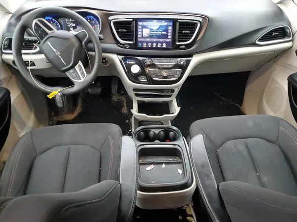 2C4RC1FG6JR235518 2018 CHRYSLER PACIFICA - Image 8