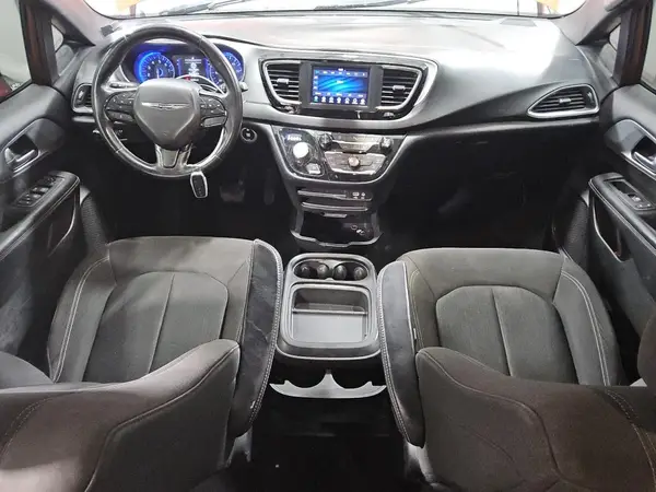 2C4RC1FG6JR263559 2018 CHRYSLER PACIFICA - Image 8