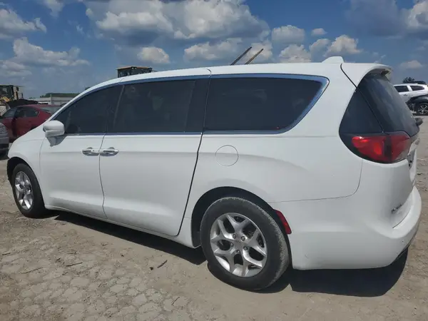 2C4RC1FG6JR274626 2018 CHRYSLER PACIFICA - Image 2