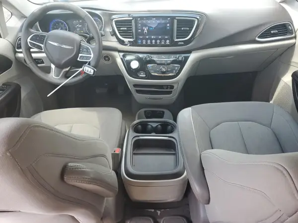 2C4RC1FG6JR274626 2018 CHRYSLER PACIFICA - Image 8