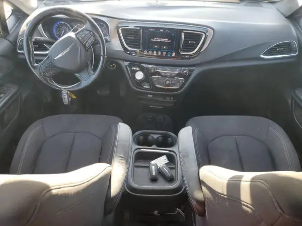 2C4RC1FG6JR306457 2018 CHRYSLER PACIFICA - Image 8