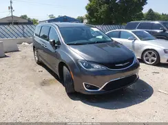 2C4RC1FG6JR315871 2018 CHRYSLER PACIFICA