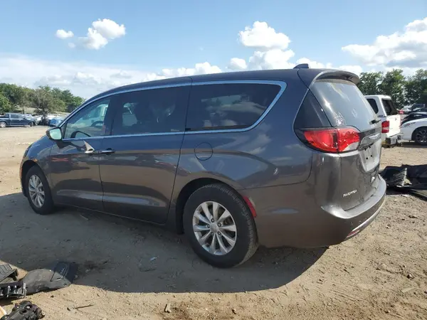 2C4RC1FG6JR339619 2018 CHRYSLER PACIFICA - Image 2