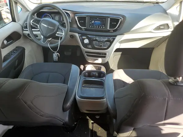 2C4RC1FG6JR339619 2018 CHRYSLER PACIFICA - Image 8