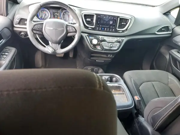 2C4RC1FG6JR356825 2018 CHRYSLER PACIFICA - Image 8