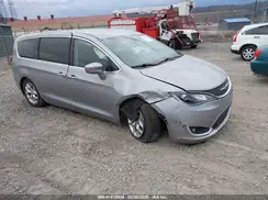 2C4RC1FG6KR523265 2019 CHRYSLER PACIFICA