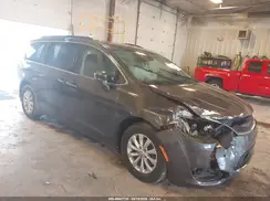 2C4RC1FG6KR559442 2019 CHRYSLER PACIFICA