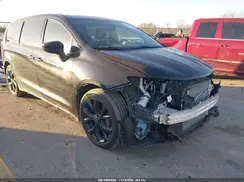 2C4RC1FG6KR560610 2019 CHRYSLER PACIFICA