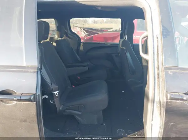 2C4RC1FG6KR560610 2019 CHRYSLER PACIFICA - Image 8