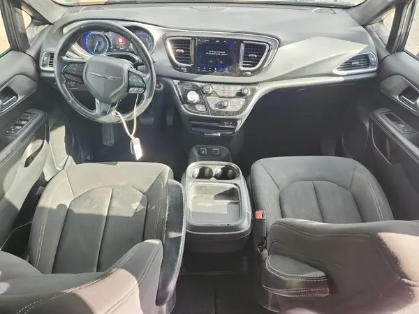 2C4RC1FG6KR604699 2019 CHRYSLER PACIFICA - Image 8