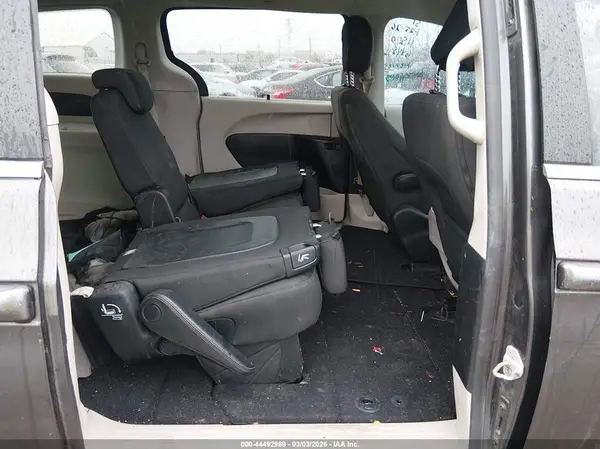 2C4RC1FG6KR644846 2019 CHRYSLER PACIFICA - Image 8