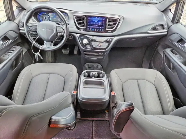 2C4RC1FG6KR698437 2019 CHRYSLER PACIFICA - Image 8