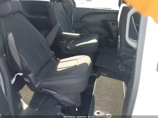 2C4RC1FG6KR702745 2019 CHRYSLER PACIFICA - Image 8