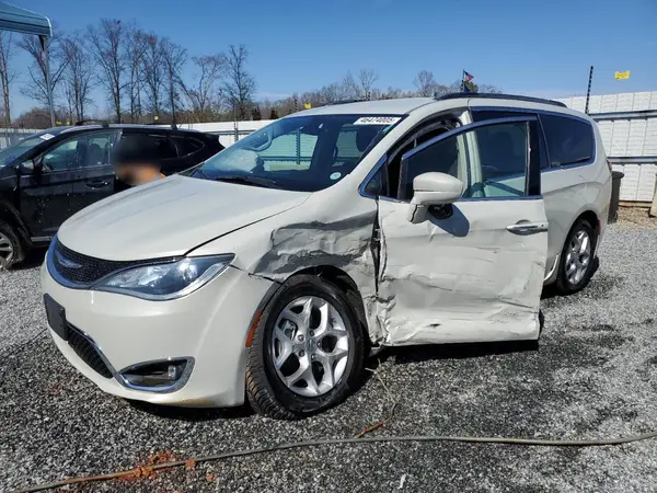 2C4RC1FG6KR710750 2019 CHRYSLER PACIFICA - Image 1