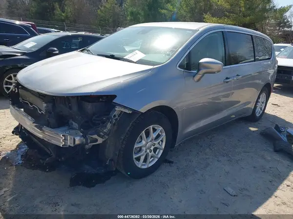 2C4RC1FG6LR102521 2020 CHRYSLER PACIFICA - Image 2