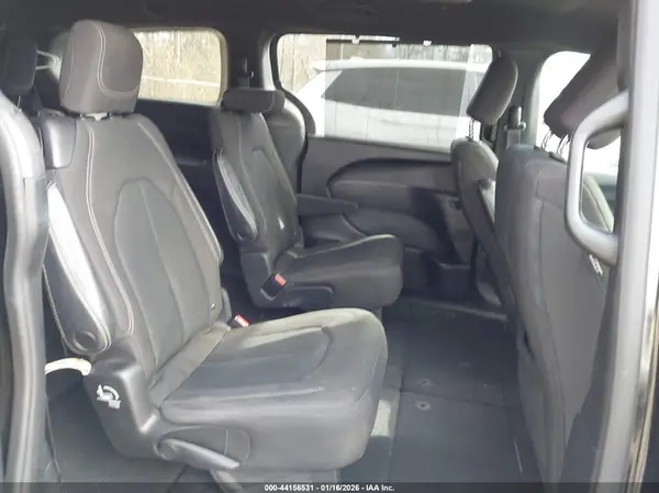 2C4RC1FG6LR147748 2020 CHRYSLER PACIFICA - Image 8