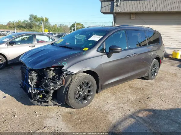 2C4RC1FG6MR561436 2021 CHRYSLER PACIFICA - Image 2