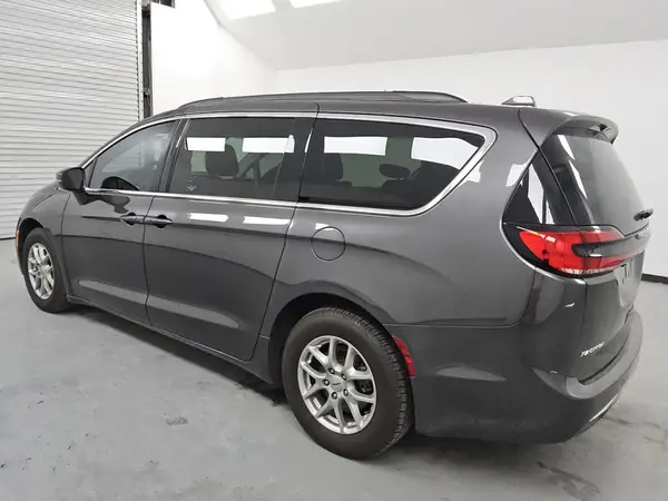 2C4RC1FG6MR587566 2021 CHRYSLER PACIFICA - Image 2