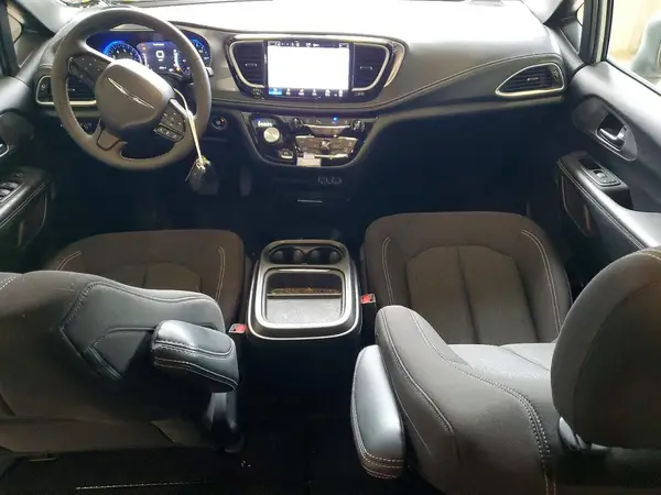 2C4RC1FG6PR500494 2023 CHRYSLER PACIFICA - Image 8