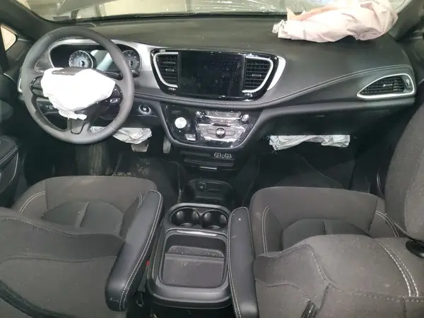 2C4RC1FG6PR528344 2023 CHRYSLER PACIFICA - Image 8