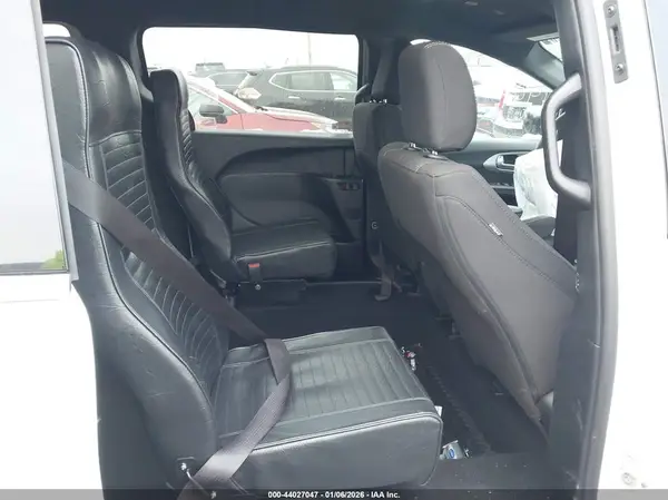 2C4RC1FG6RR113155 2024 CHRYSLER PACIFICA - Image 8