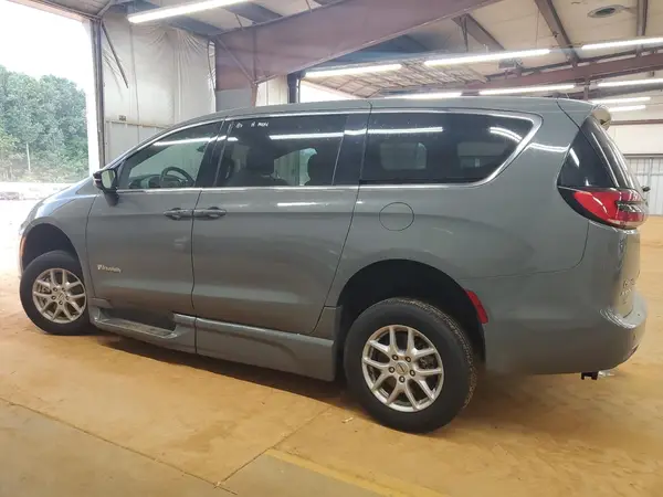 2C4RC1FG6RR191550 2024 CHRYSLER PACIFICA - Image 2