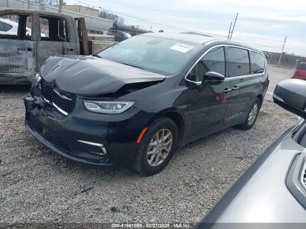 2C4RC1FG6RR200439 2024 CHRYSLER PACIFICA - Image 2