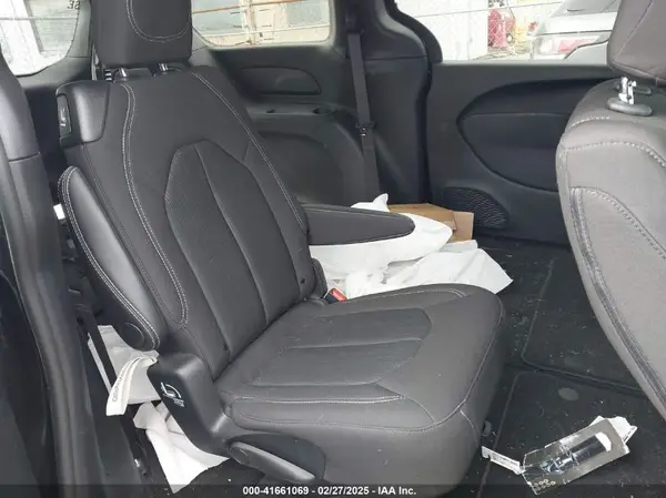 2C4RC1FG6RR200439 2024 CHRYSLER PACIFICA - Image 8