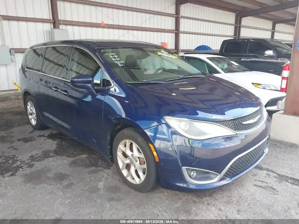 2C4RC1FG7JR108681 2018 CHRYSLER PACIFICA - Image 1