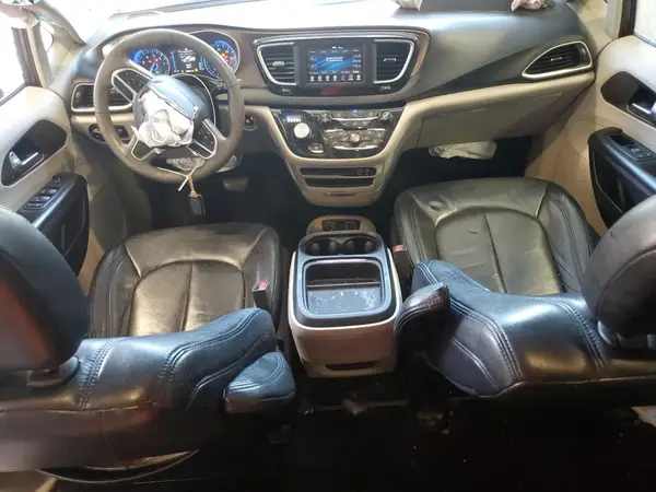 2C4RC1FG7JR109121 2018 CHRYSLER PACIFICA - Image 8