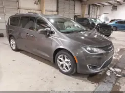 2C4RC1FG7JR116814 2018 CHRYSLER PACIFICA