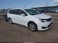 2C4RC1FG7JR125755 2018 CHRYSLER PACIFICA
