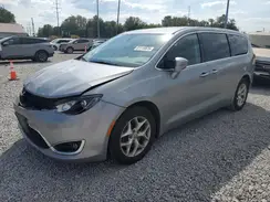 2C4RC1FG7JR125884 2018 CHRYSLER PACIFICA