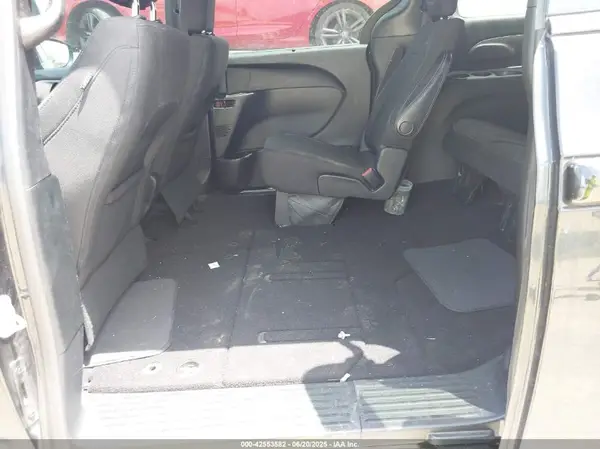 2C4RC1FG7JR187236 2018 CHRYSLER PACIFICA - Image 8