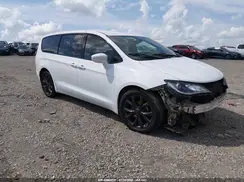 2C4RC1FG7JR228674 2018 CHRYSLER PACIFICA