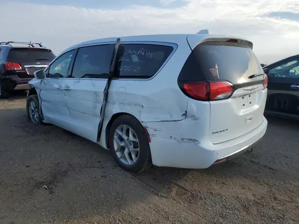 2C4RC1FG7JR277941 2018 CHRYSLER PACIFICA - Image 2