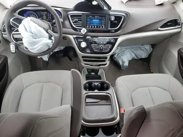 2C4RC1FG7JR278216 2018 CHRYSLER PACIFICA - Image 8