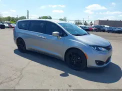 2C4RC1FG7JR357806 2018 CHRYSLER PACIFICA