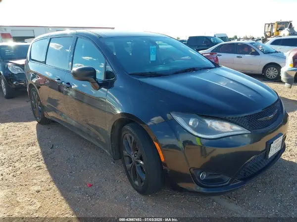 2C4RC1FG7JR357899 2018 CHRYSLER PACIFICA - Image 1