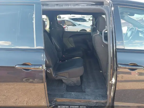 2C4RC1FG7JR357899 2018 CHRYSLER PACIFICA - Image 8