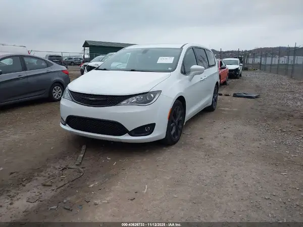 2C4RC1FG7KR506135 2019 CHRYSLER PACIFICA - Image 2