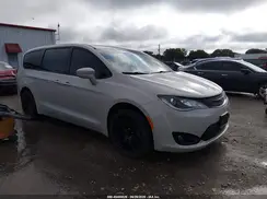 2C4RC1FG7KR609250 2019 CHRYSLER PACIFICA