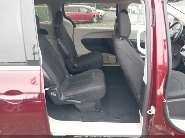 2C4RC1FG7KR705993 2019 CHRYSLER PACIFICA - Image 8
